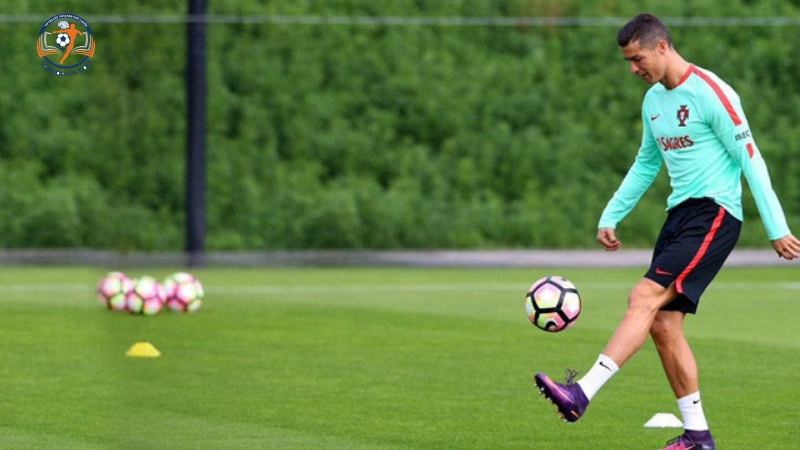 Tâng bóng giúp cải thiện sự khéo léo 